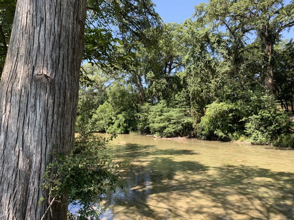 Lambert Park On Medina River Bandera Exterior photo
